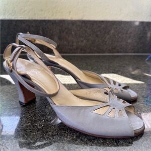 Truly Vintage 70’s Gray Heels
